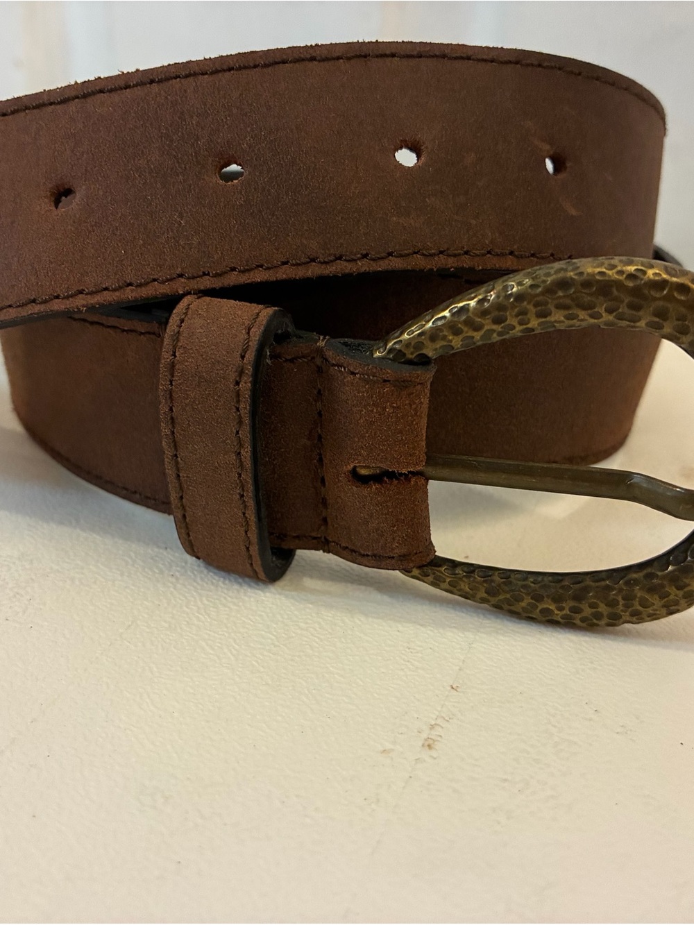 Bergé Italy Genuine Leather Belt Brown Suede Medium Size 70 Brass Buckle Boho